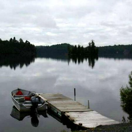 Dunlop Lake Lodge Elliot Lake Exterior foto