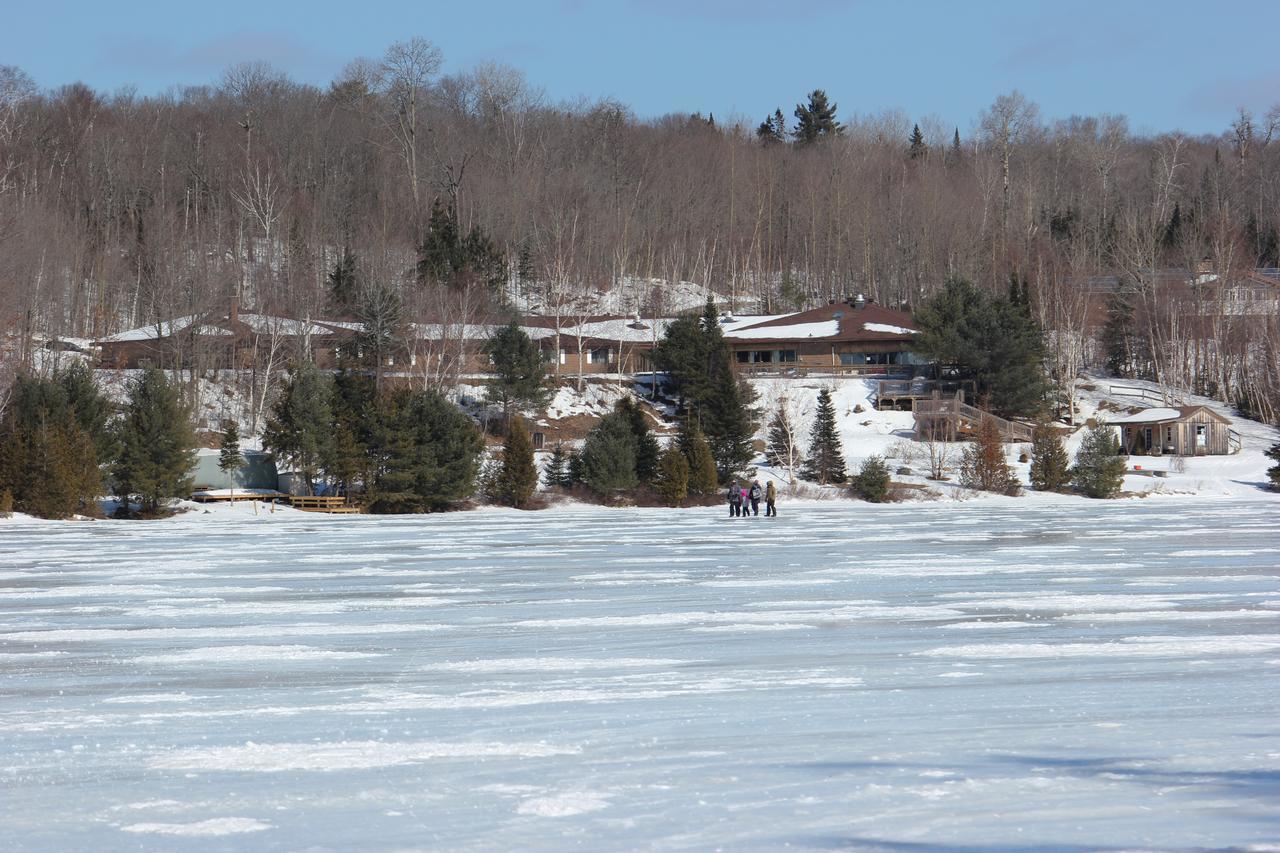 Dunlop Lake Lodge Elliot Lake Exterior foto