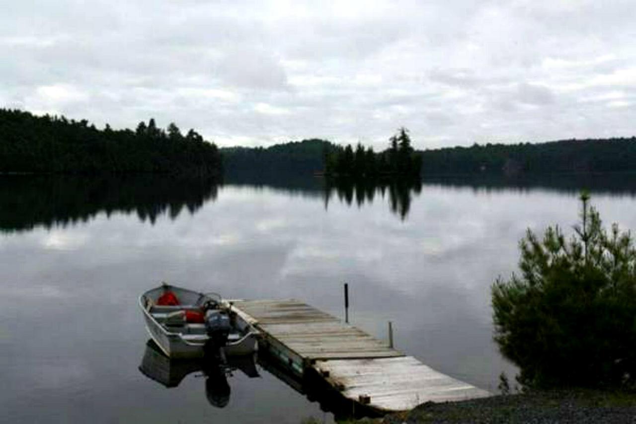 Dunlop Lake Lodge Elliot Lake Exterior foto