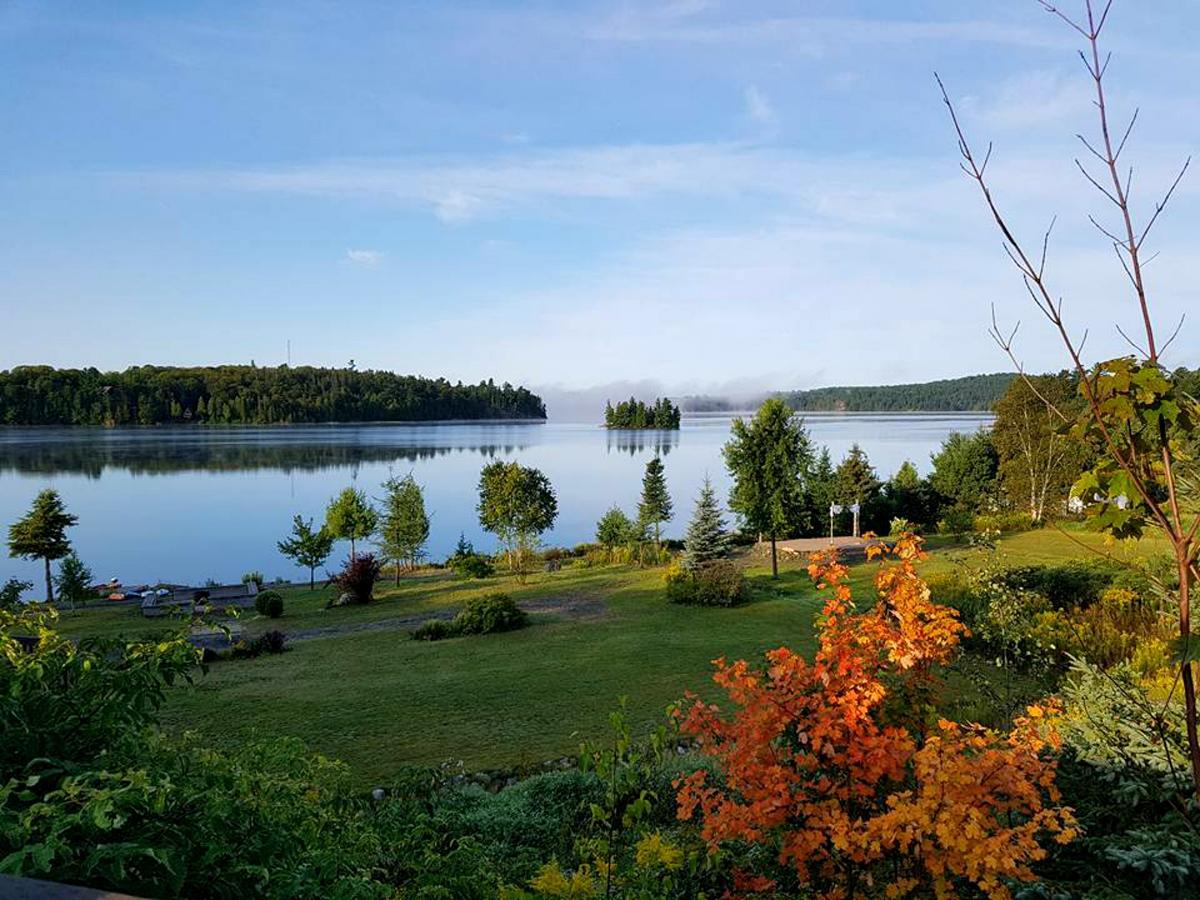 Dunlop Lake Lodge Elliot Lake Exterior foto